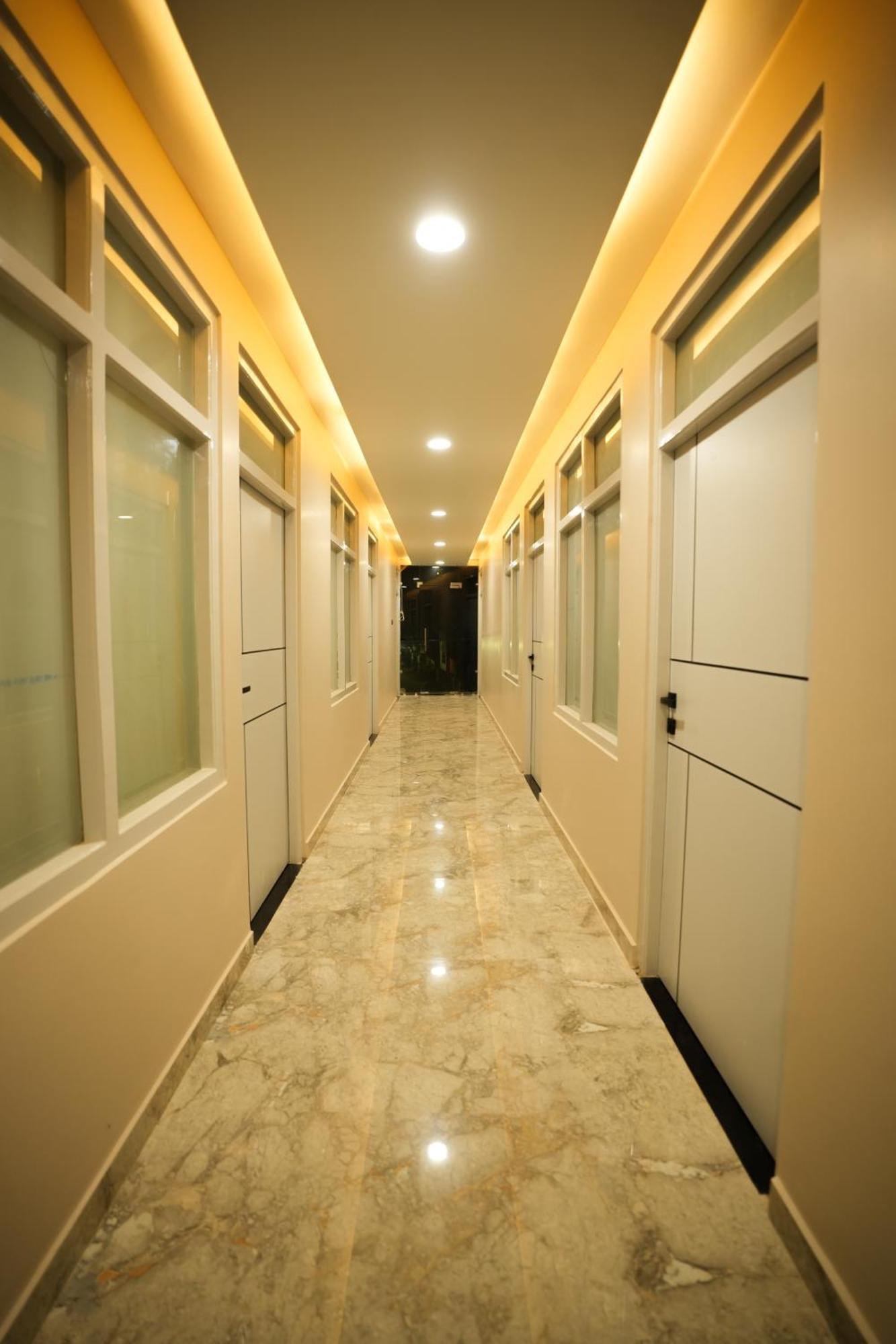 Ayodhya Dashrath Inn Near Ramjanmbhoomi מראה חיצוני תמונה